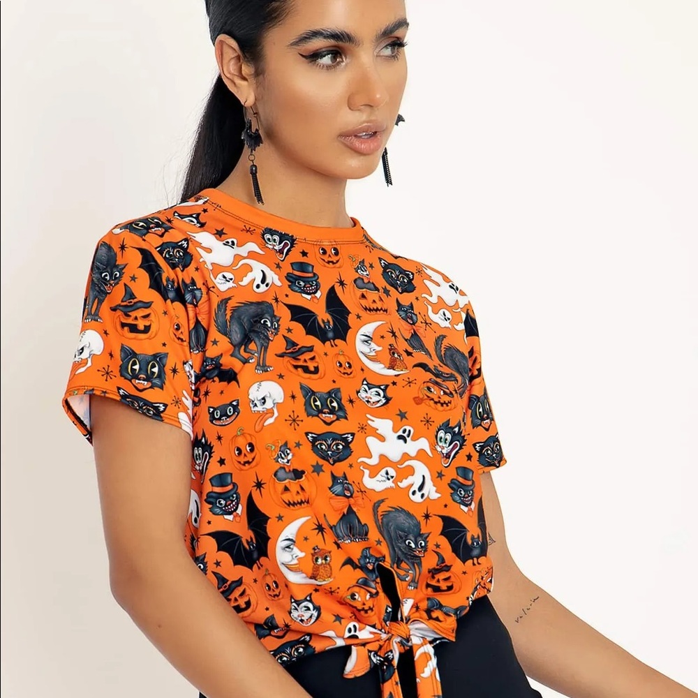 Blackmilk clothing Like New Trick or Treat tie front top Size M